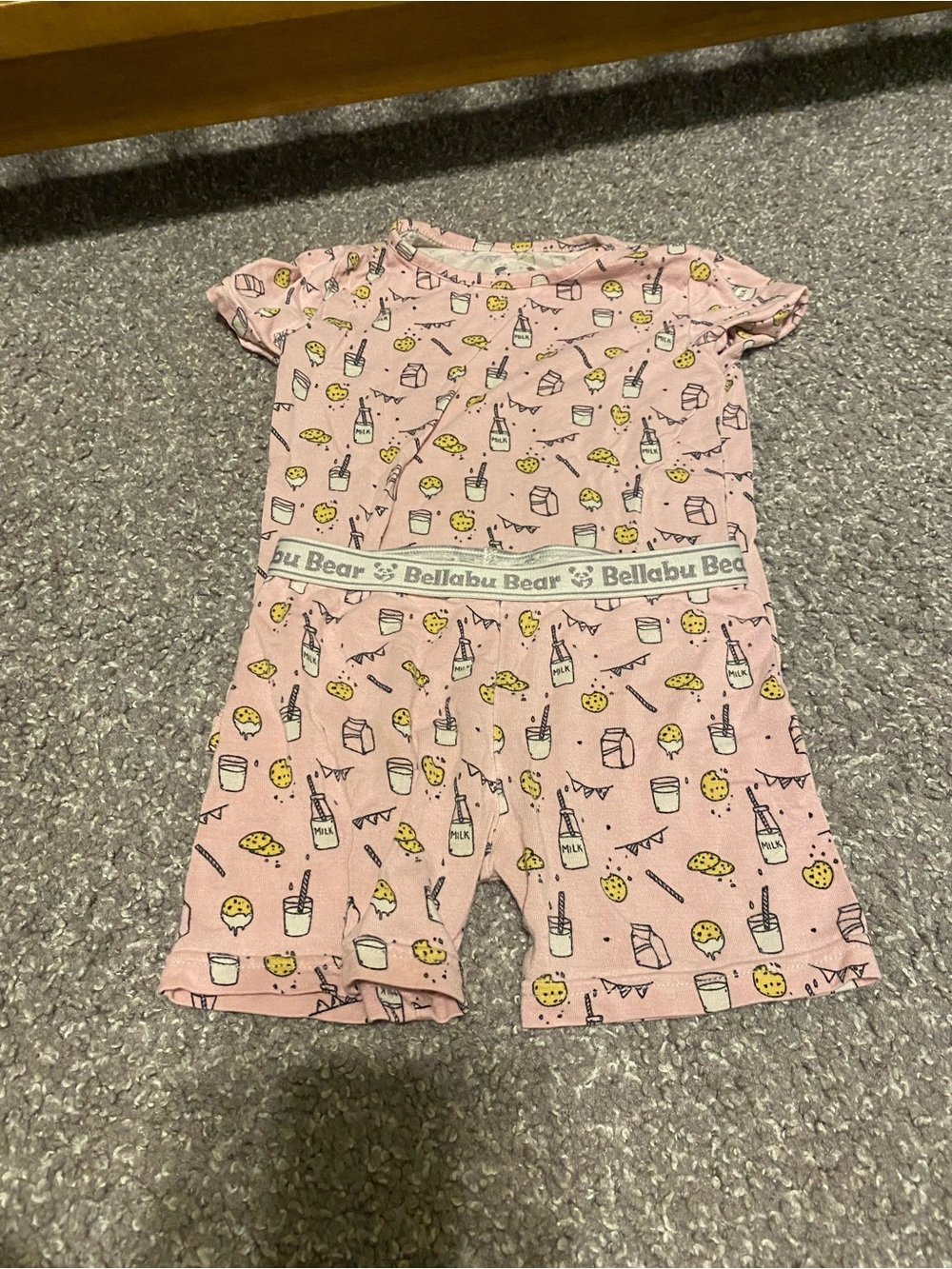 Bellabu Bear Pink Snack-Print Kids Pajama Set